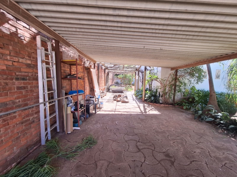4 Bedroom Property for Sale in Memorial Road Area Northern Cape
